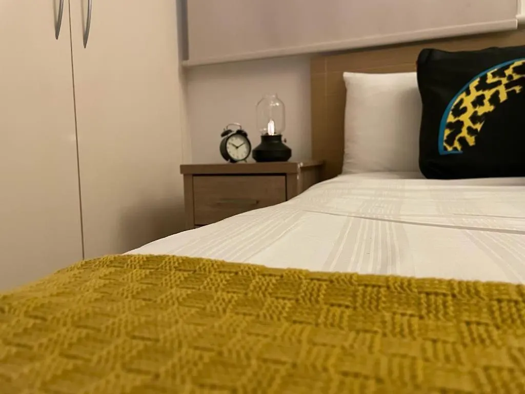 Central London 2 Bed Apt- Sleeps 4 & Pet Friendly United Kingdom